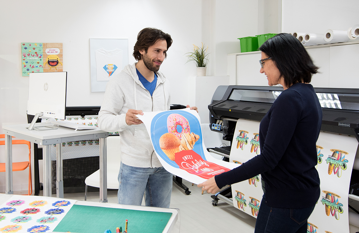 HP Latex 335 Print and Cut Solution
